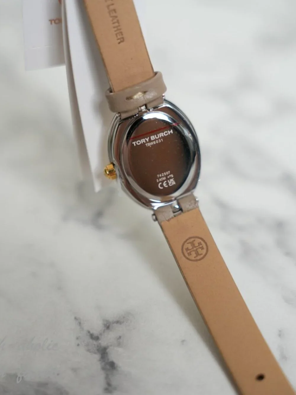 Tory Burch The Oval Gray Leather Strap 22mm Two-Tone Women's Watch TBW6031 NWT
